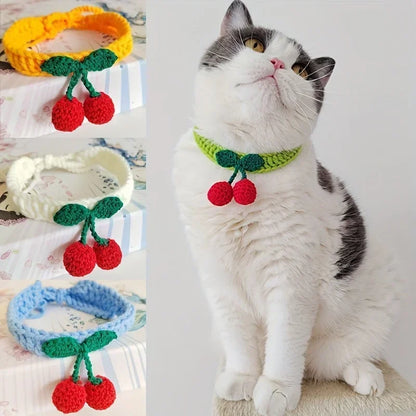 COLEIRA PARA GATOS FEITA A MÃO COM COM DECORAÇÃO DE CEREJA