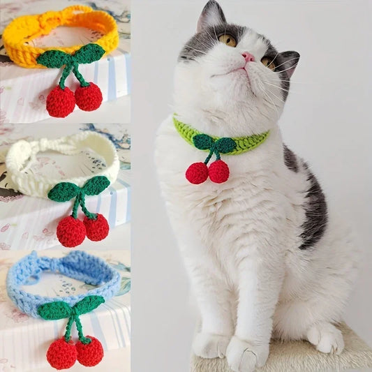 COLEIRA PARA GATOS FEITA A MÃO COM COM DECORAÇÃO DE CEREJA